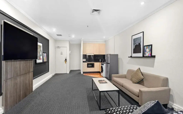 Melbourne City Suites