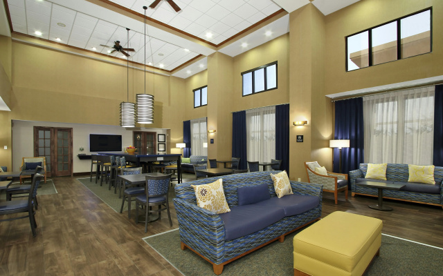 Hampton Inn & Suites Madisonville