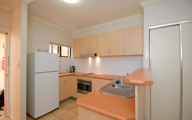 City Plaza Apartments