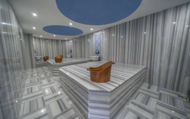 Premier Nergis Beach