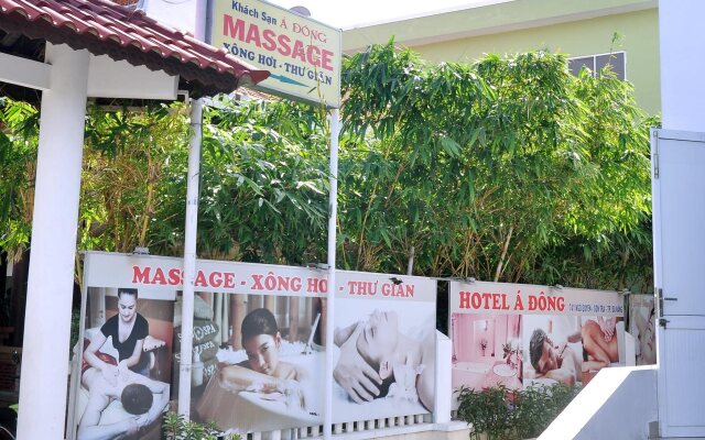 A Dong Hotel