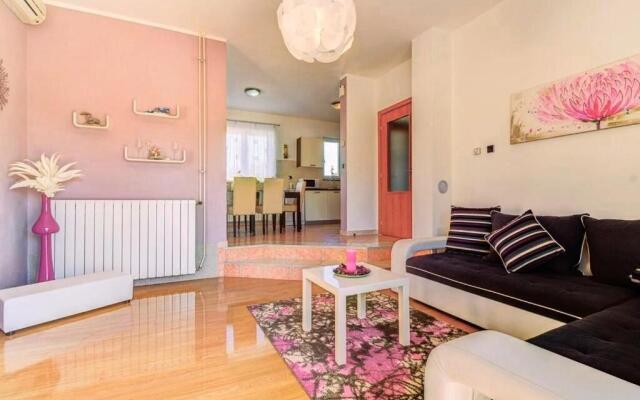 Villa Sweet Home
