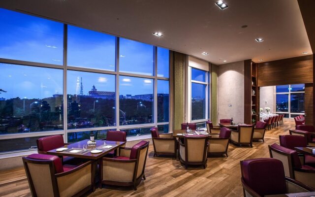 Yeouido Park Centre, Seoul - Marriott Executive Apartments
