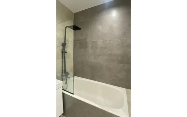 ApartMoscow (Apartment Moscow) on Bolshaya Filevskaya street