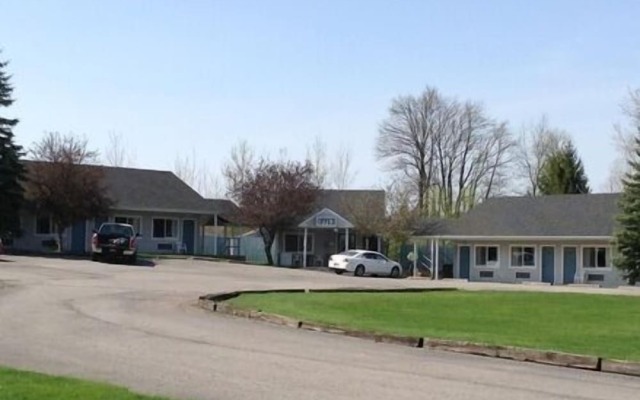 Dollinger's Motor Inn