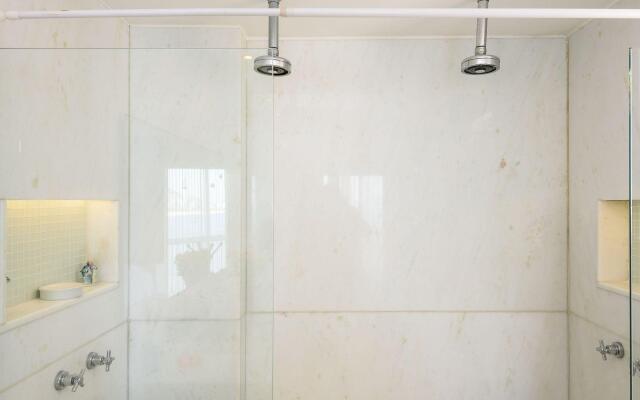 Apartamento Moderno com Vista Mar | V 90/102