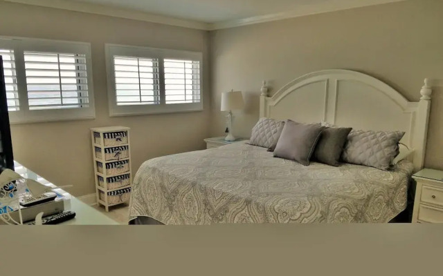 Beach House Condos by Crystal Waters