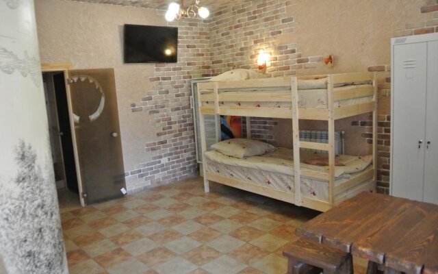 Partiya Motel