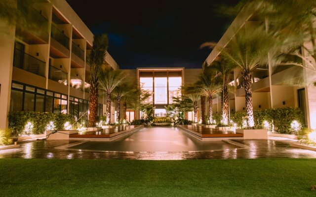 The Maximilian Hotel