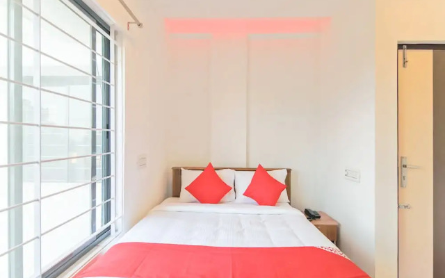 OYO 26769 Vijaya Comfort Inn