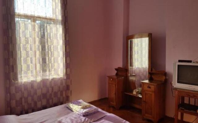 My Moon Hostel Zugdidi