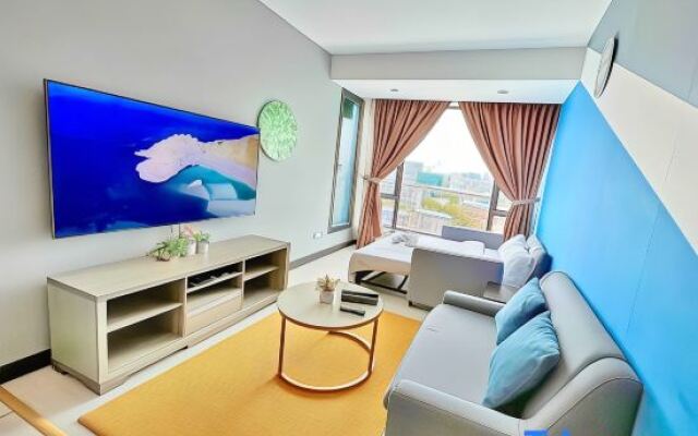 Kota Kinabalu CBD SKY HOTEL suites 2 bedrooms 7PAX