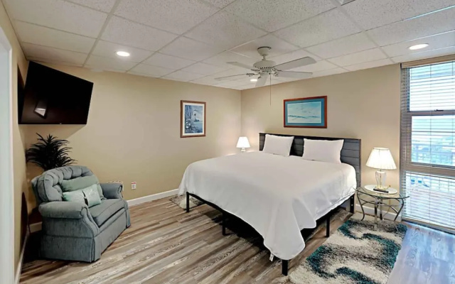 Sans Souci by Southern Vacation Rentals