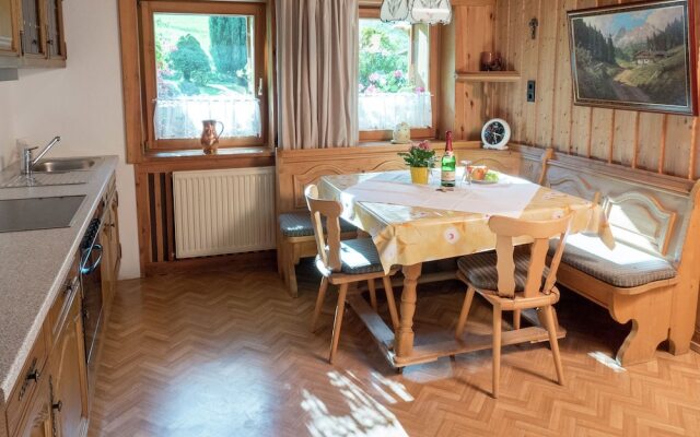 Paradisiacal Apartment in Wieden With Garden