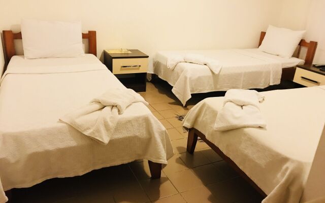 Cam Otel