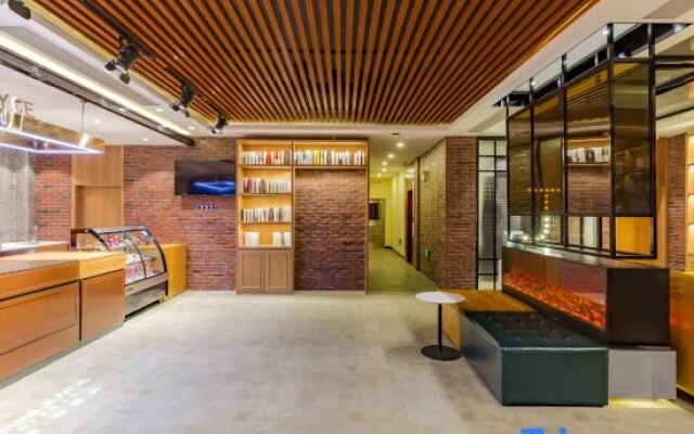 Shexian Huizhou Gucheng store JAMES JOYCE COFFETEL