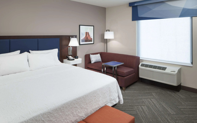 Hampton Inn & Suites Phoenix Downtown
