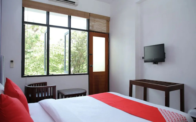 OYO 256 Subash Hotel
