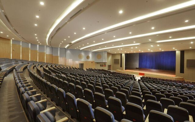 President Hotel at Umodzi Park