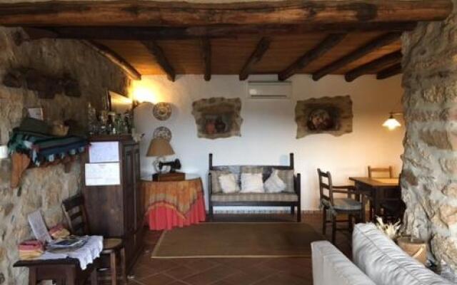 Apartamentos Rurales La Macera ****