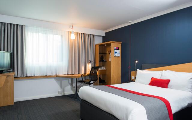 Holiday Inn Express Stoke On Trent, an IHG Hotel