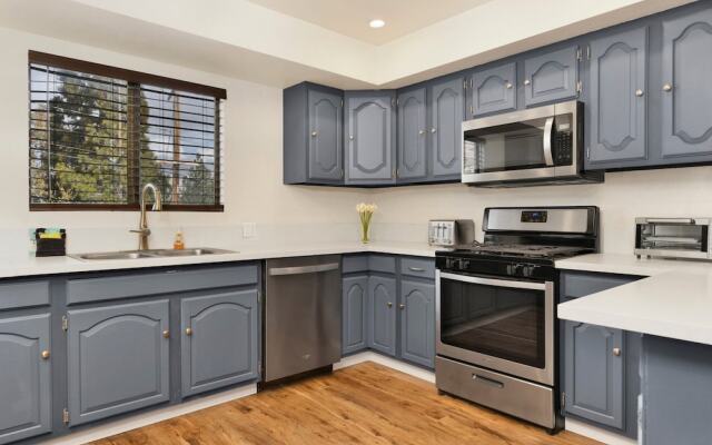 Whispering Forest Chalet #2169