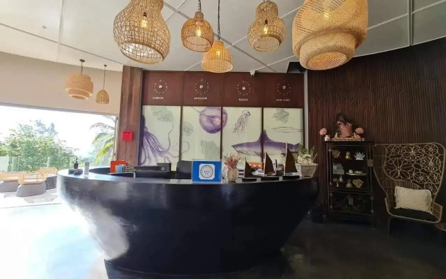 Le Coral Beach Resort and Cafe