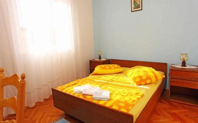 Marija - Free Parking - A1