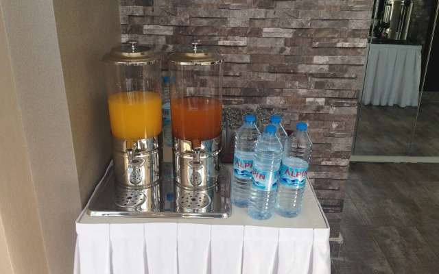 Centrum Business Hotel