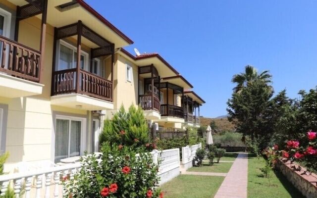 Villa RN4C by JoyLettings