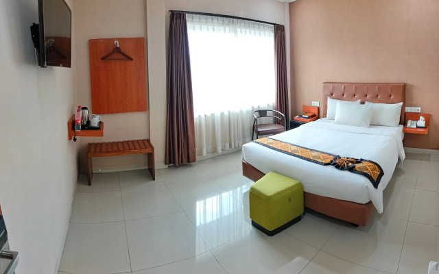 Mr. J Hotel
