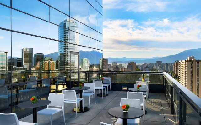 Sheraton Vancouver Wall Centre