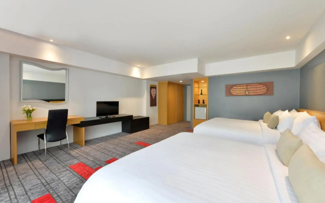 BelAire Bangkok Hotel