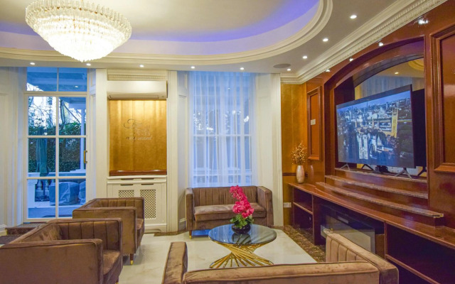 Pembridge Palace Hotel