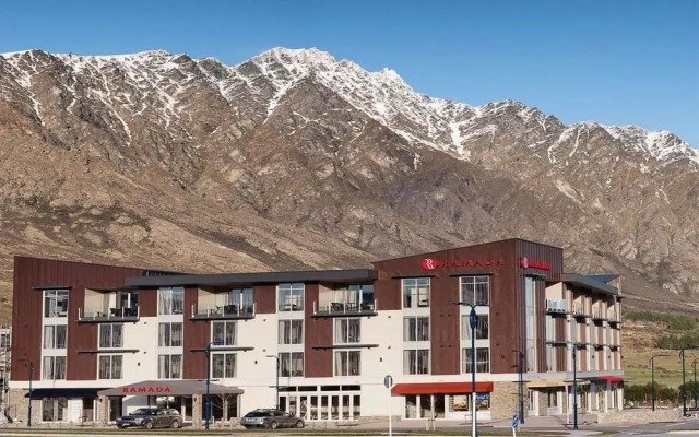 Ramada Hotel & Suites Queenstown Remarkables Park