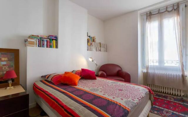 Appartement le Valmy  proche Saône