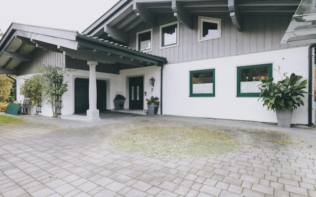 Kohlis Alpine Home by we rent