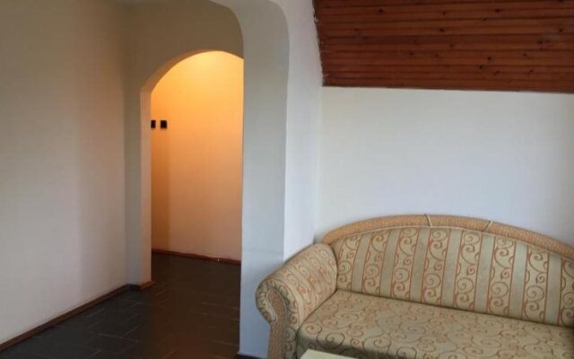 Hotel VALDI