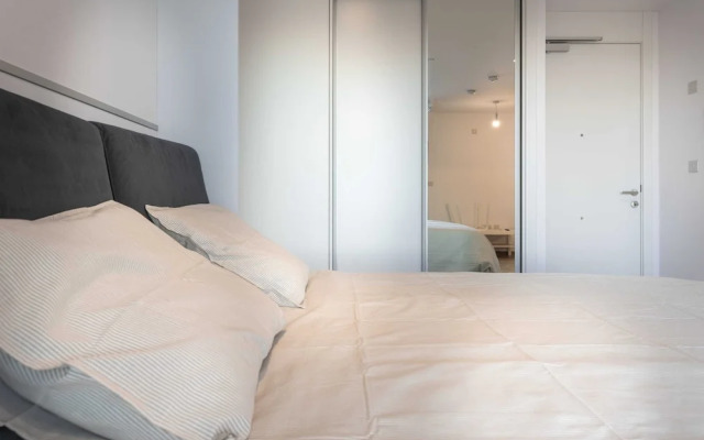 Top Studio With View-hosted by Sweetstay