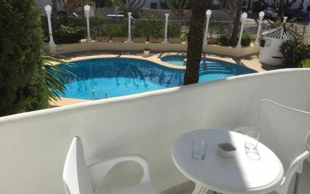 AP2116 Oasis Beach II Marineta