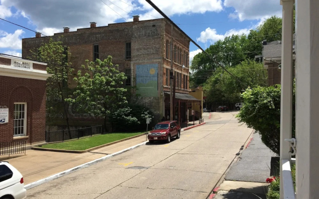 Elmwood House