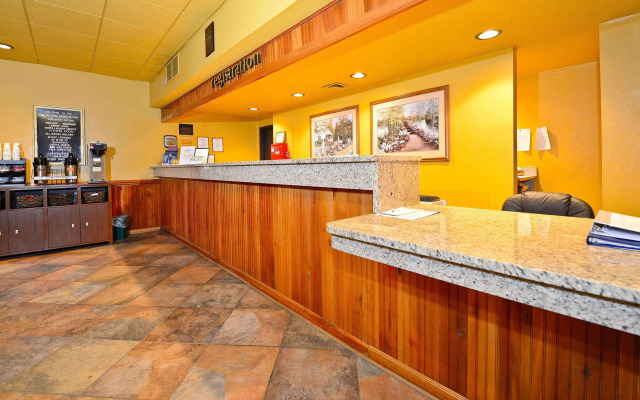 Magnuson Hotel Mountain View