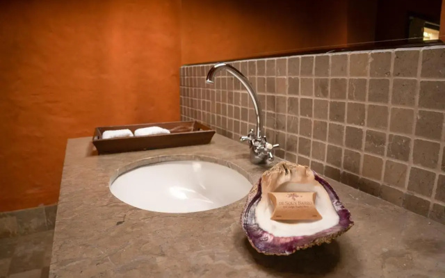 De Sol y Barro Sanctuary Lodge