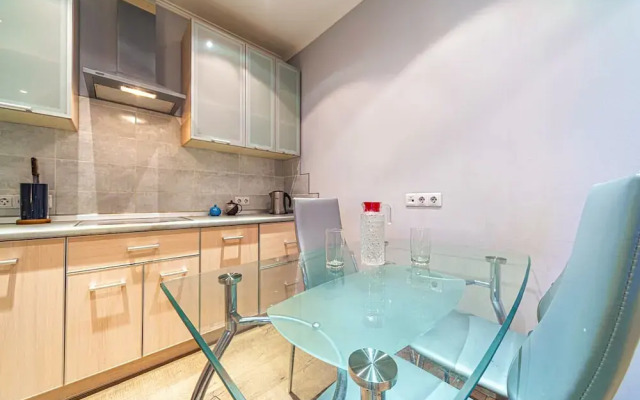 Апартаменты у центра Алмазова 2