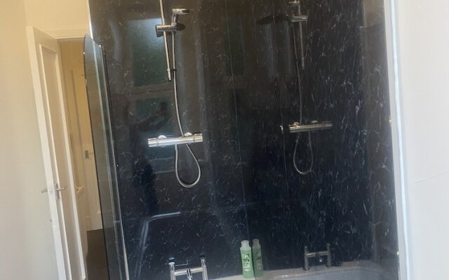 Beautiful 2 Bed Apartment In Glasgow