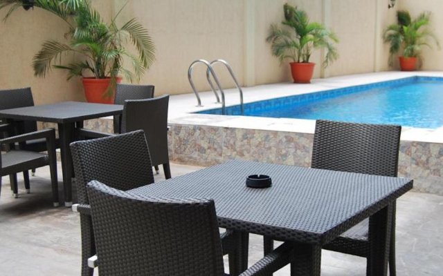 Beni Apartments And Suites