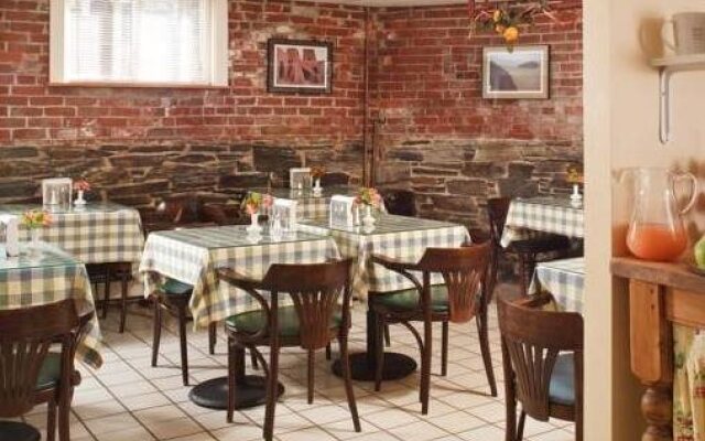 Irving House At Harvard