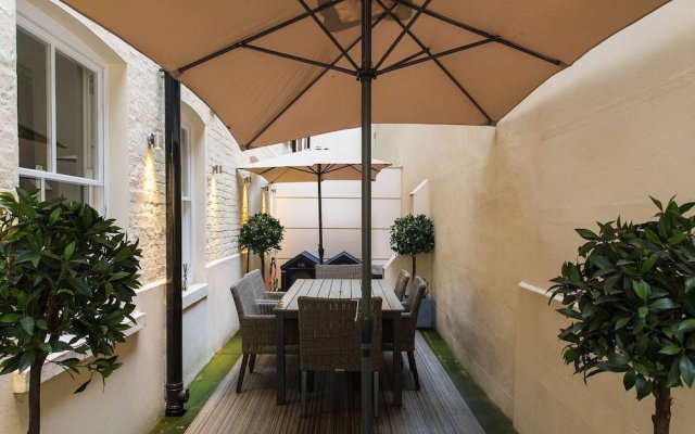 Exclusive 2BR Apartment In Covent Garden With Patio