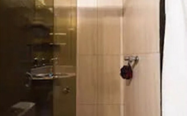 Man Cave Hostel