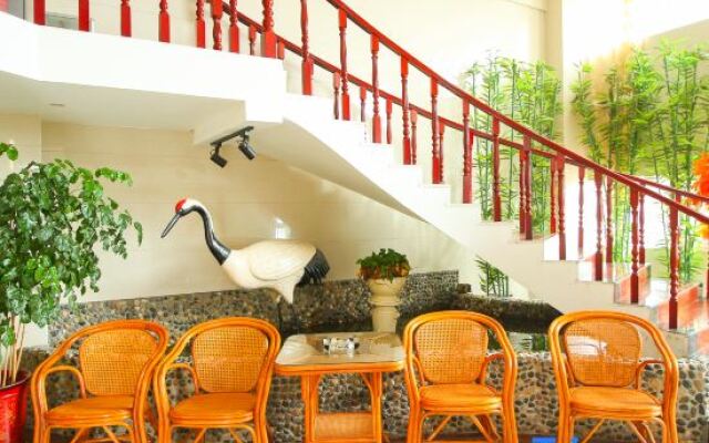 Haoyouyuan Holiday Hotel